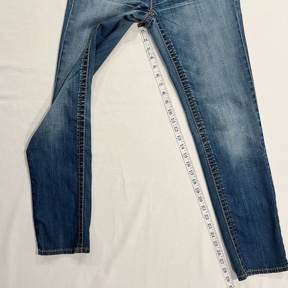 Kut From The Kloth Straight Leg Jean - Picture 6 of 9